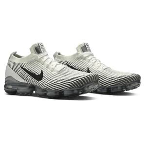 Nike Air VaporMax Flyknit‎ 3 "Zebra" Men's Size 10.5 Athletic Shoe